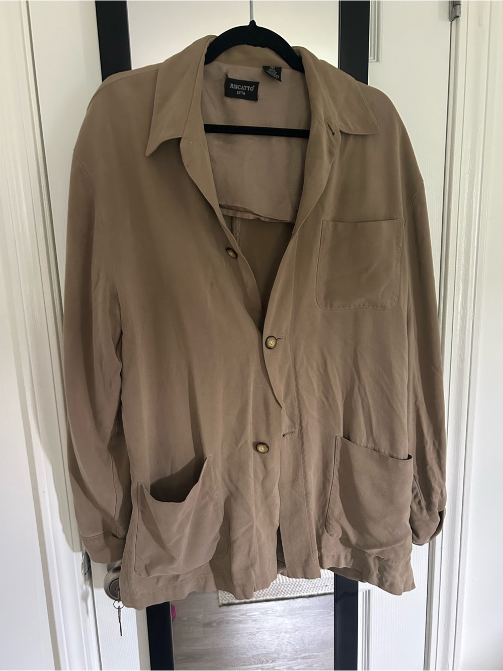 Vintage-Inspired Beige Trench Shirt Jacket by Riccetto